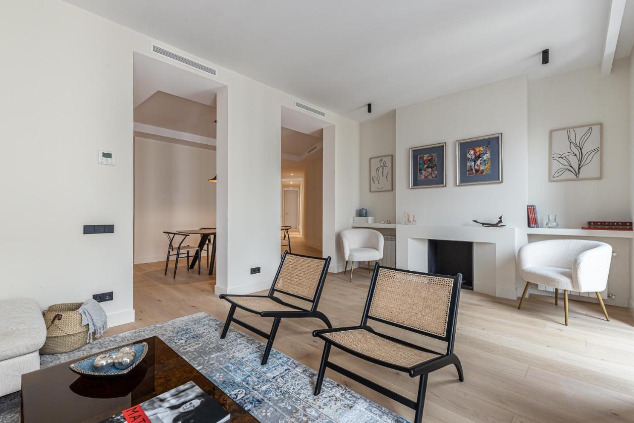 Appartement Waou Puerta Del Sol VI - Alquiler Corta Duracion à Madrid Extérieur photo